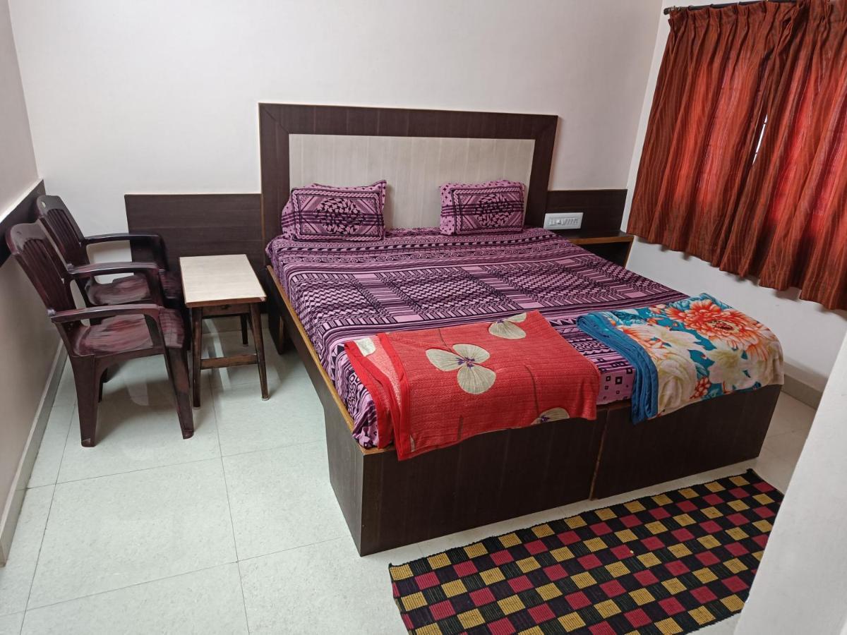 Sri Vishnu Krupa Lodging Belur  Exterior foto
