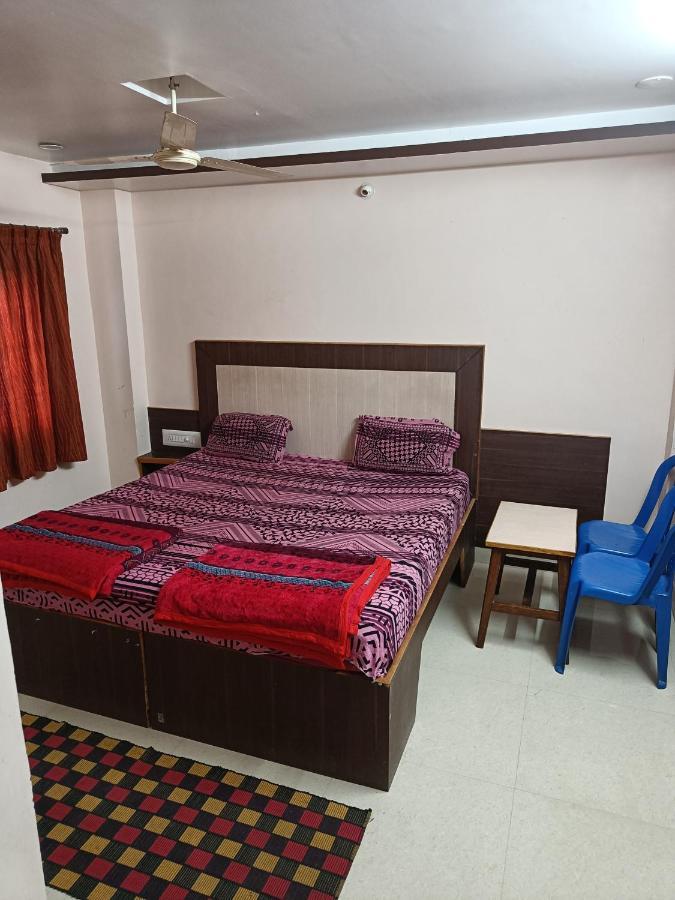 Sri Vishnu Krupa Lodging Belur  Exterior foto
