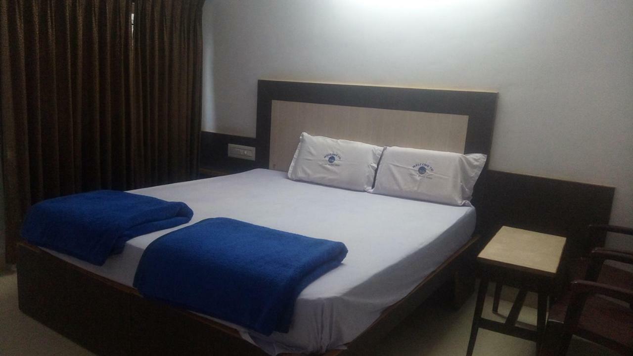 Sri Vishnu Krupa Lodging Belur  Exterior foto